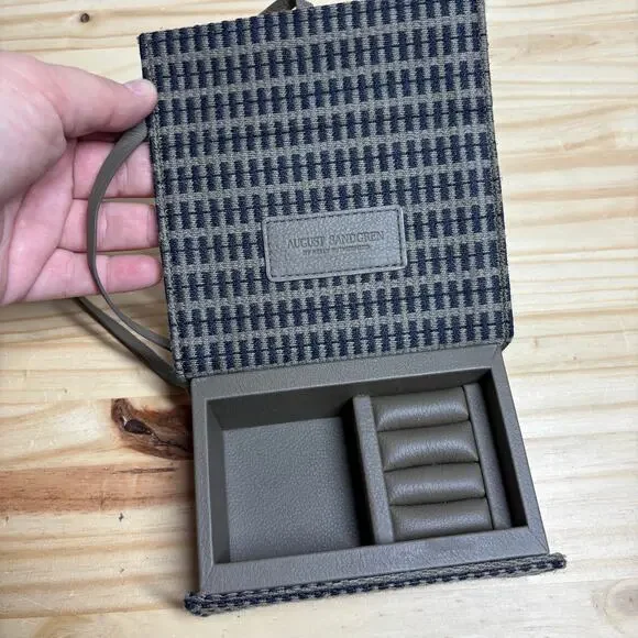 August Sandgren by Kelly Rutherford The Travel Jewelbox Organizer Olive Green